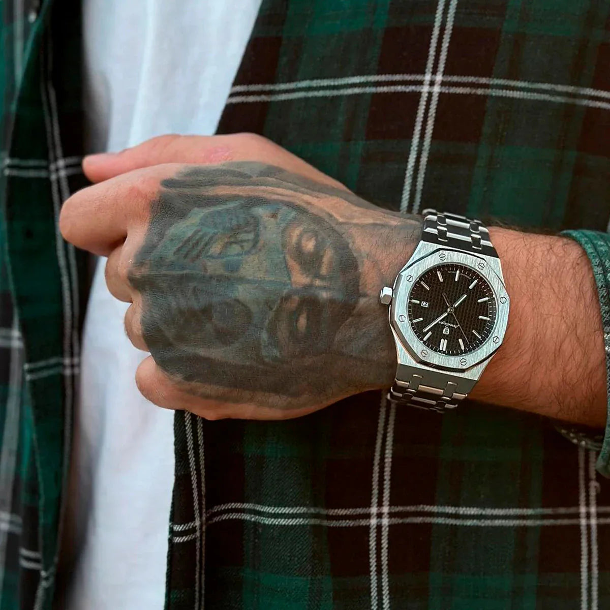 Oceanus — Timeless Vintage